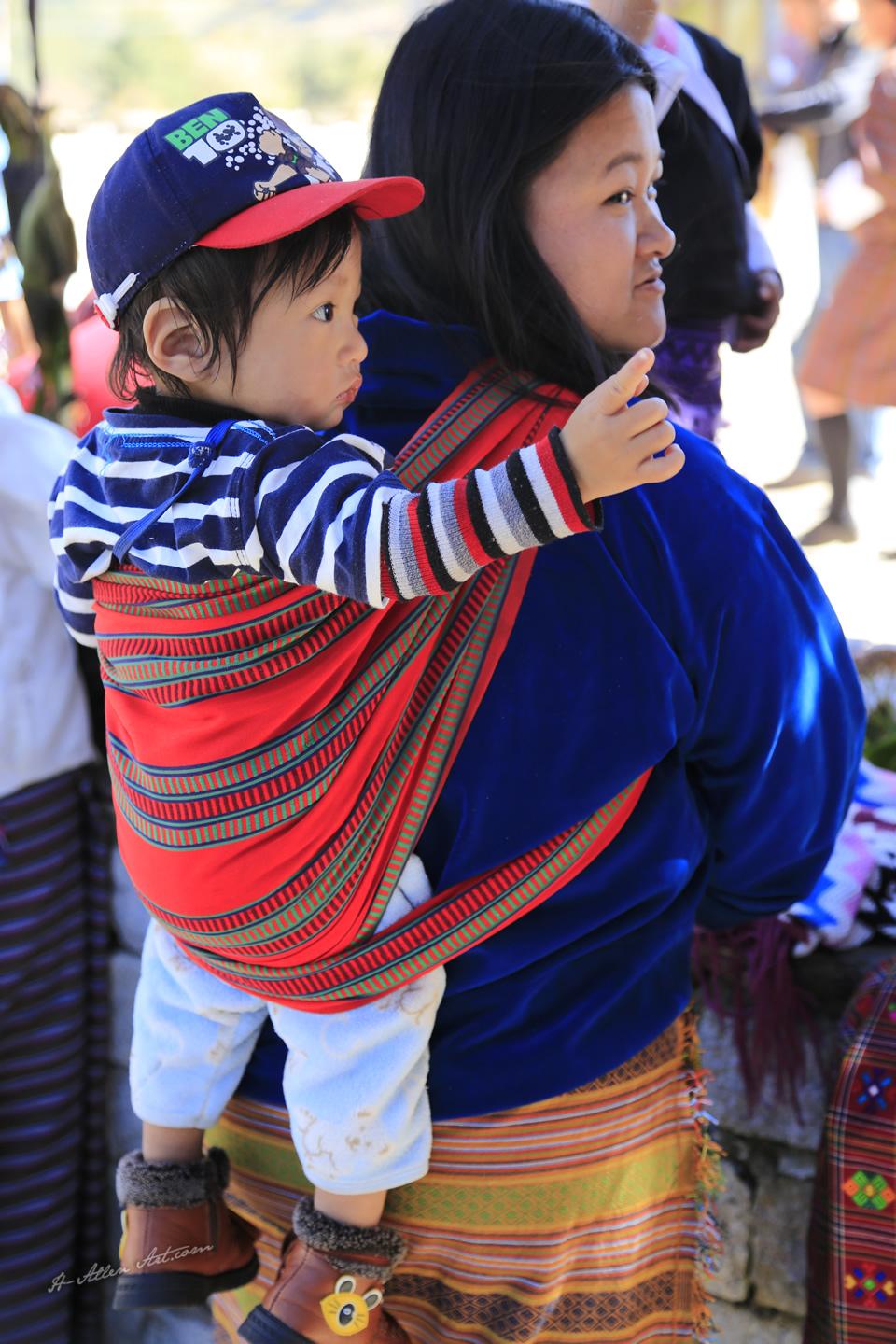Bhutanese Baby & Mom, Jambay Festival, Bumthang, Bhutan Bhutanese Baby & Mom, Jambay Festival, Bumthang, Bhutan